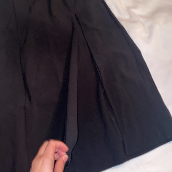 Abercrombie & Fitch Black Slit Skirt - Picture 2 of 7